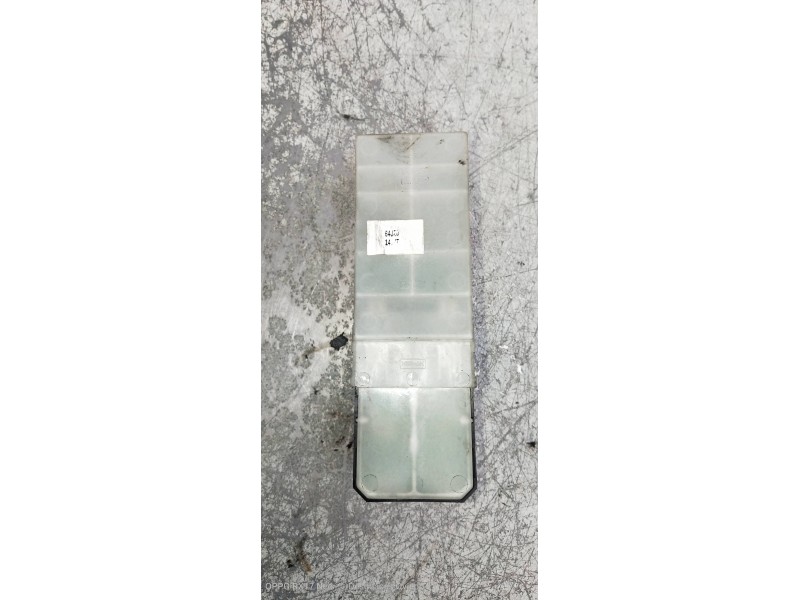 Recambio de mando elevalunas delantero izquierdo para suzuki sx4 rw (ey) gl+ referencia OEM IAM   