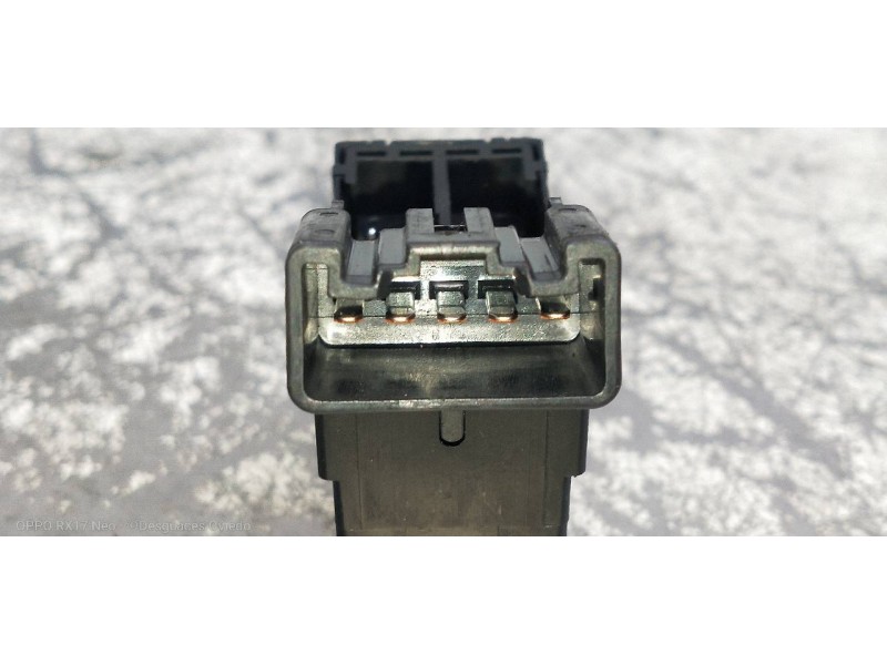 Recambio de mando elevalunas trasero izquierdo para suzuki sx4 rw (ey) gl+ referencia OEM IAM   