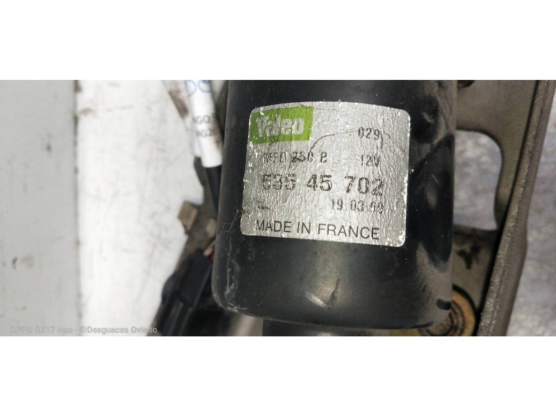 Recambio de motor limpia delantero para renault twingo (co6) 1.2 privilege (c068/6c/6d) referencia OEM IAM 53545702  