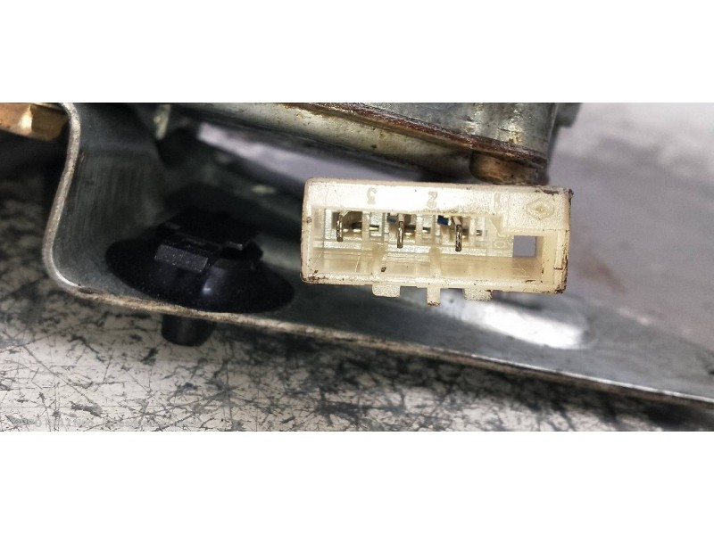 Recambio de motor limpia trasero para renault twingo (co6) 1.2 privilege (c068/6c/6d) referencia OEM IAM 0390216750 7700832590 