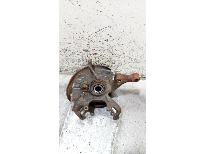 Recambio de mangueta delantera izquierda para seat ibiza (6k1) signo referencia OEM IAM   