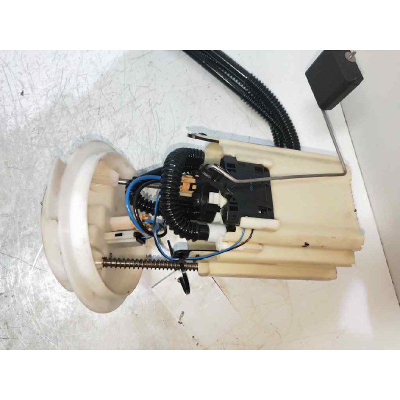 Recambio de bomba combustible para mercedes clase c (w204) berlina c 220 cdi blueefficiency (204.002) referencia OEM IAM 1582881