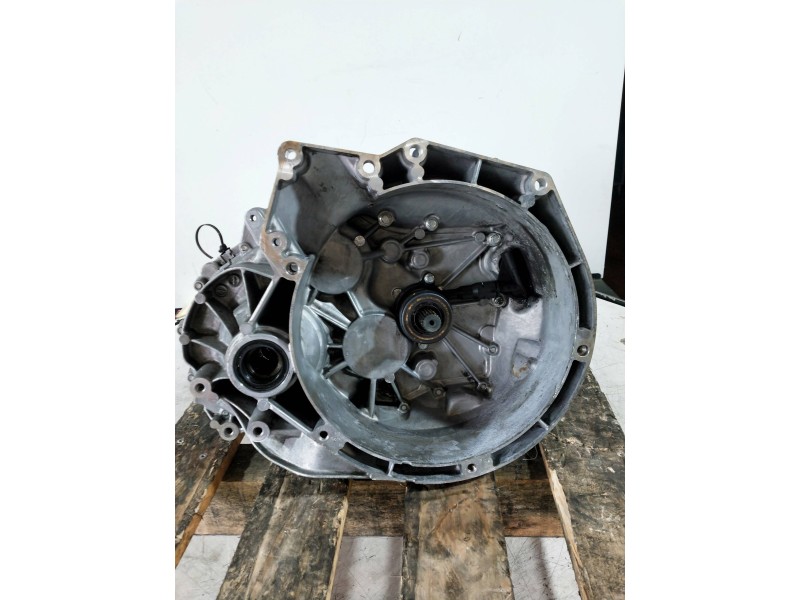 Recambio de caja cambios para ford focus lim. (cb8) sport referencia OEM IAM 6VCR7002PD TTFL0 100412 182906 6V