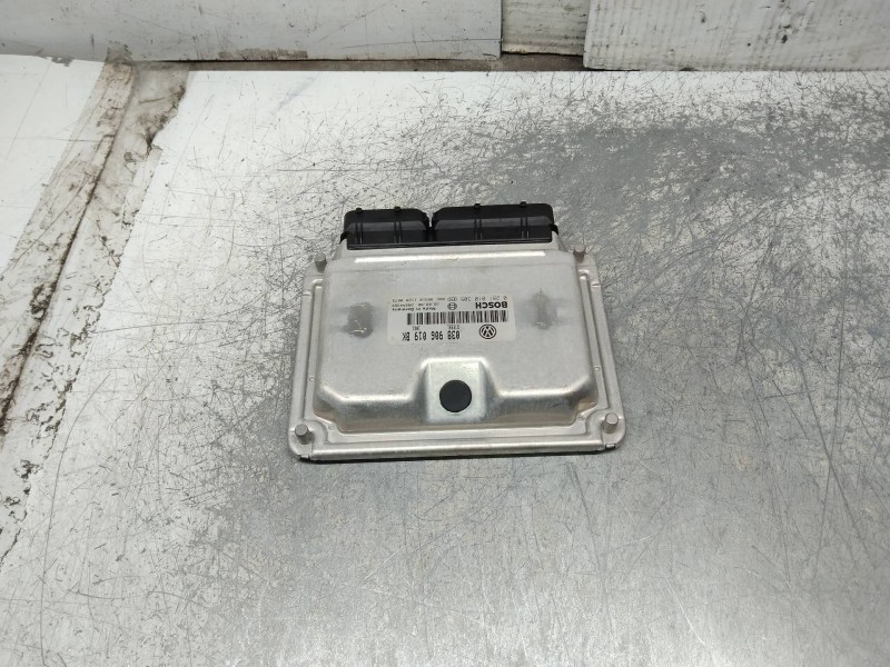 Recambio de centralita motor uce para volkswagen passat berlina (3b2) highline referencia OEM IAM 0281010305 038906019BK 