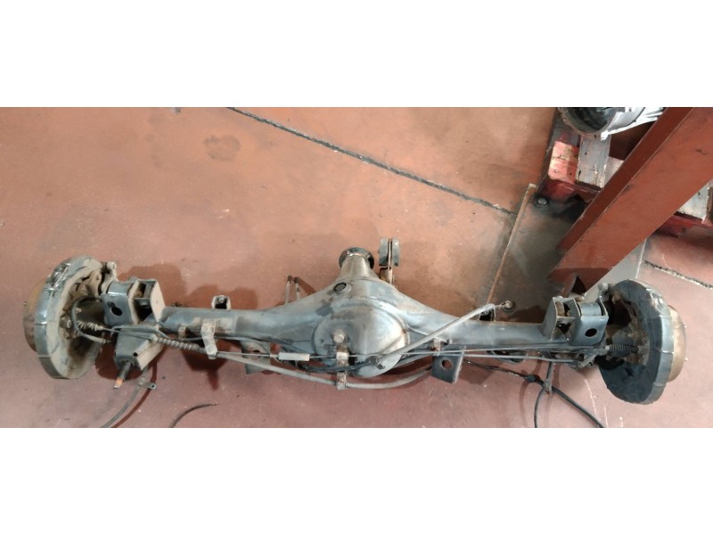 Recambio de puente trasero para kia sorento 2.5 crdi ex referencia OEM IAM  DISCO/ABS 