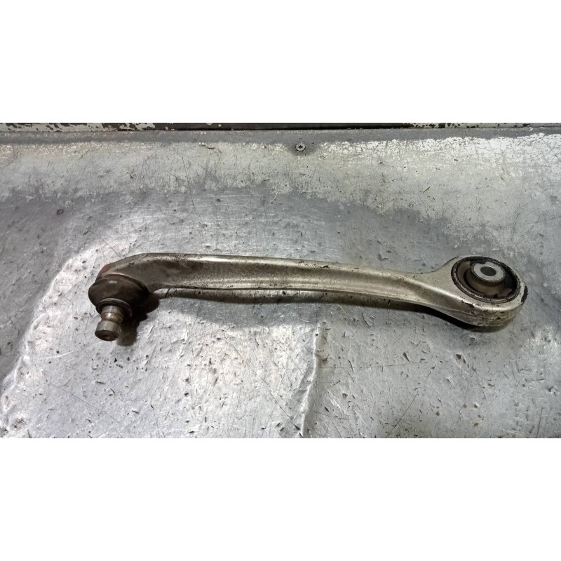Recambio de brazo suspension superior delantero derecho para audi a4 berlina (b5) 2.4 referencia OEM IAM   