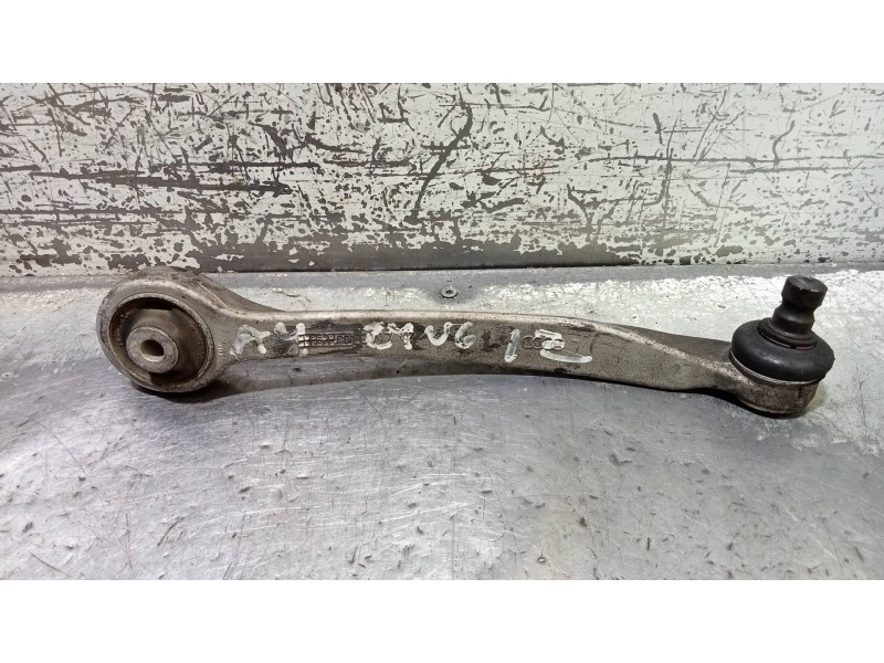 Recambio de brazo suspension superior delantero izquierdo para audi a4 berlina (b5) 2.4 referencia OEM IAM   