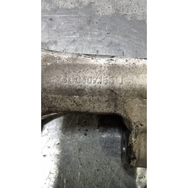 Recambio de brazo suspension inferior delantero derecho para audi a4 berlina (b5) 2.4 referencia OEM IAM 4D0407155J  