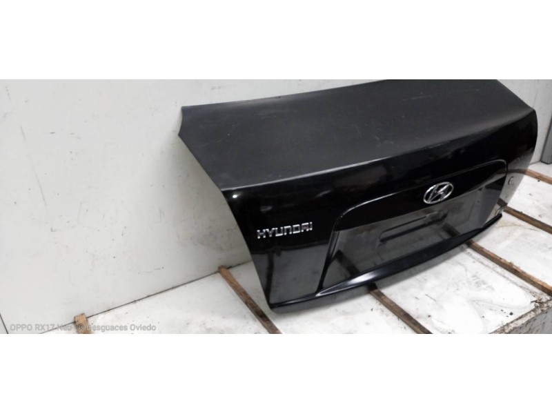 Recambio de tapa maletero para hyundai accent (mc) gl crdi referencia OEM IAM   