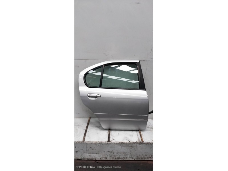Recambio de puerta trasera derecha para nissan primera berlina (p11) comfort referencia OEM IAM   