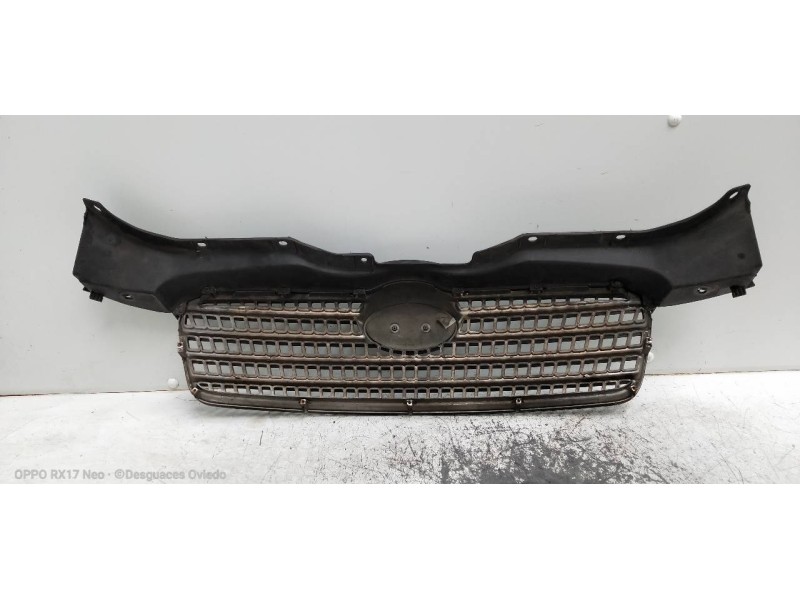 Recambio de rejilla delantera para hyundai accent (mc) gl crdi referencia OEM IAM   