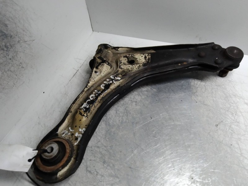 Recambio de brazo suspension inferior delantero izquierdo para mercedes vito (w638) caja cerrada referencia OEM IAM   