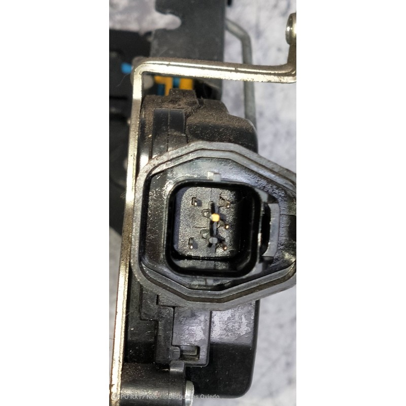 Recambio de motor cierre centralizado delantero derecho para hyundai accent (mc) gl crdi referencia OEM IAM   