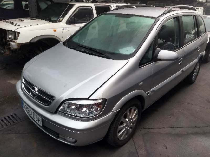 opel zafira a del año 2005