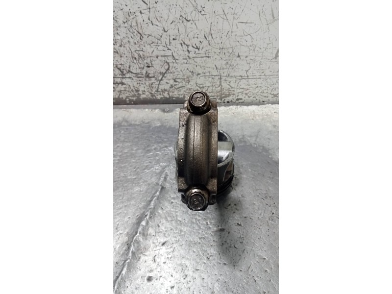 Recambio de piston para mitsubishi outlander (gf0) motion 4wd referencia OEM IAM   