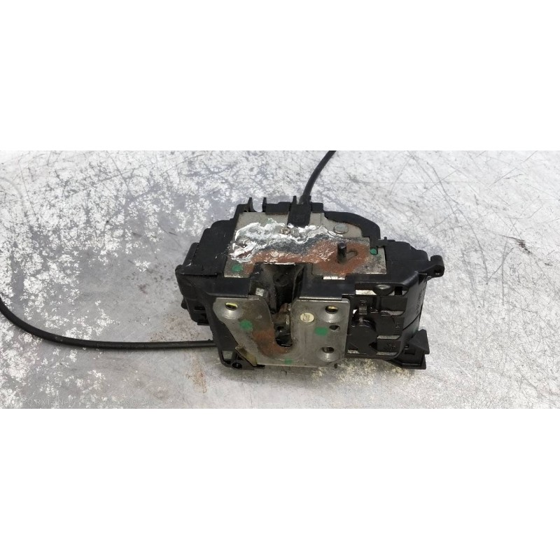 Recambio de motor cierre centralizado trasero izquierdo para renault clio iii confort expression referencia OEM IAM   