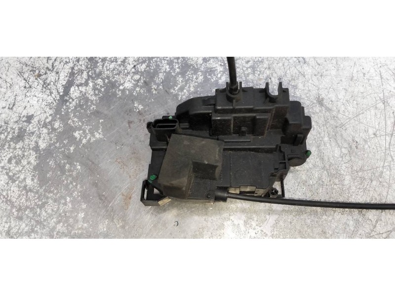 Recambio de motor cierre centralizado trasero izquierdo para renault clio iii confort expression referencia OEM IAM   