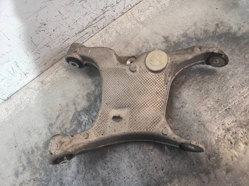 Recambio de brazo suspension inferior trasero izquierdo para bmw serie 5 berlina (e60) 530d referencia OEM IAM 33326755989  