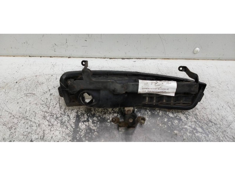 Recambio de faro antiniebla izquierdo para hyundai accent (mc) gl crdi referencia OEM IAM   