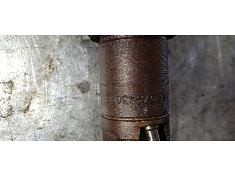 Recambio de inyector para peugeot 306 berlina 3/4/5 puertas (s2) xs referencia OEM IAM LCR67343003G  