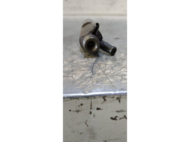 Recambio de inyector para seat ibiza (6l1) stella referencia OEM IAM 028130203F 0432193600 