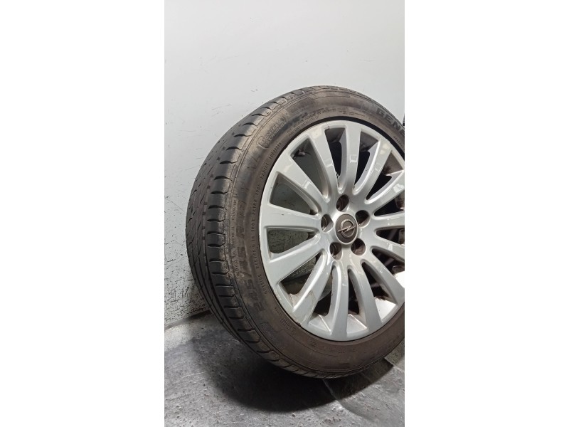 Recambio de juego llantas para opel insignia berlina edition referencia OEM IAM  CUBIERTAS 245/45/18