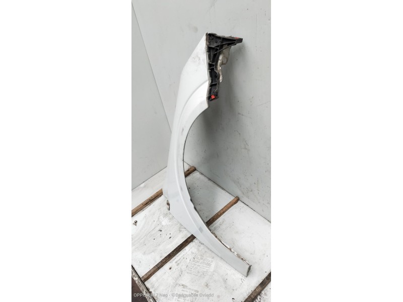 Recambio de aleta delantera derecha para opel astra gtc 1.9 cdti referencia OEM IAM   