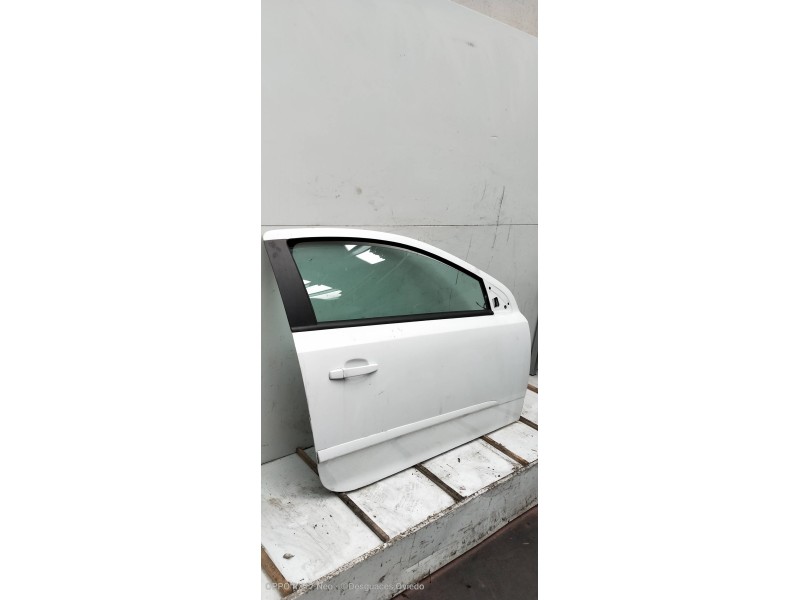 Recambio de puerta delantera derecha para opel astra gtc 1.9 cdti referencia OEM IAM   3P