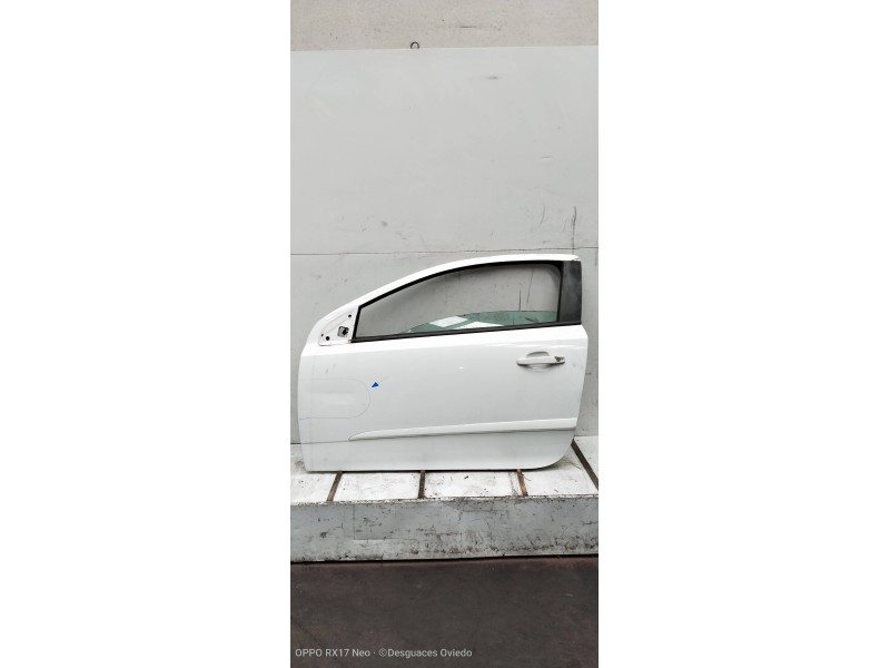 Recambio de puerta delantera izquierda para opel astra gtc 1.9 cdti referencia OEM IAM   3P