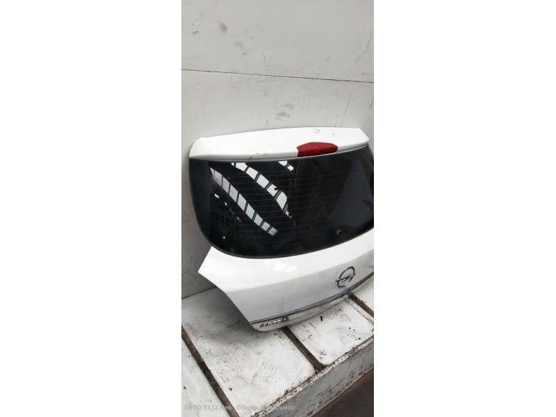 Recambio de porton trasero para opel astra gtc 1.9 cdti referencia OEM IAM   