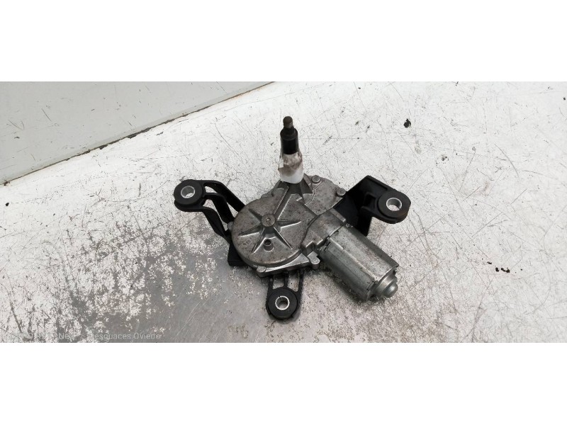 Recambio de motor limpia trasero para opel astra gtc 1.9 cdti referencia OEM IAM 13105981 0390201591 
