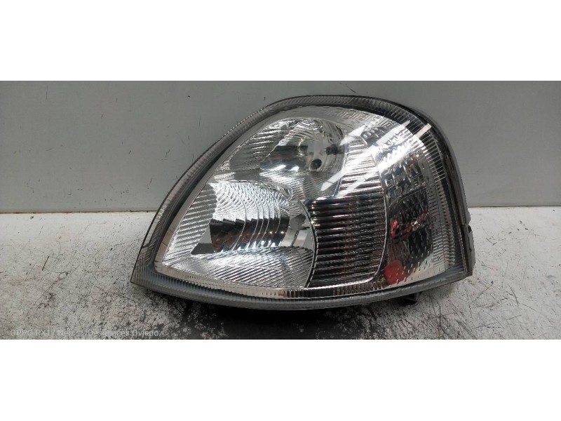 Recambio de faro izquierdo para renault mascott fg 160. 35/55/65 cabina individual referencia OEM IAM   