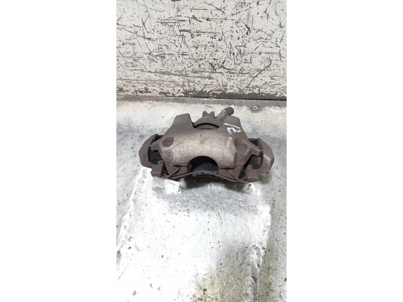Recambio de pinza freno delantera izquierda para renault clio iv dynamique referencia OEM IAM   
