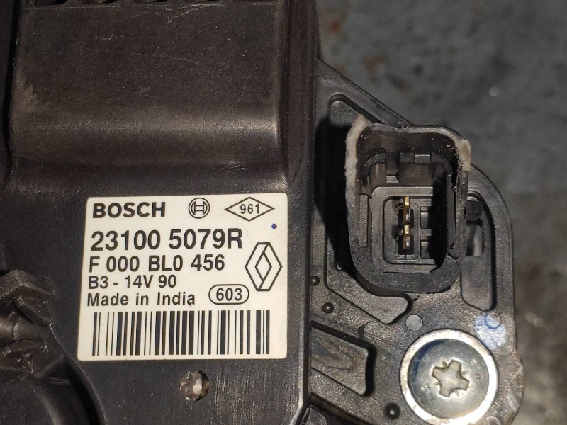 Recambio de alternador para dacia lodgy ambiance referencia OEM IAM 231005079R F000BL0456 