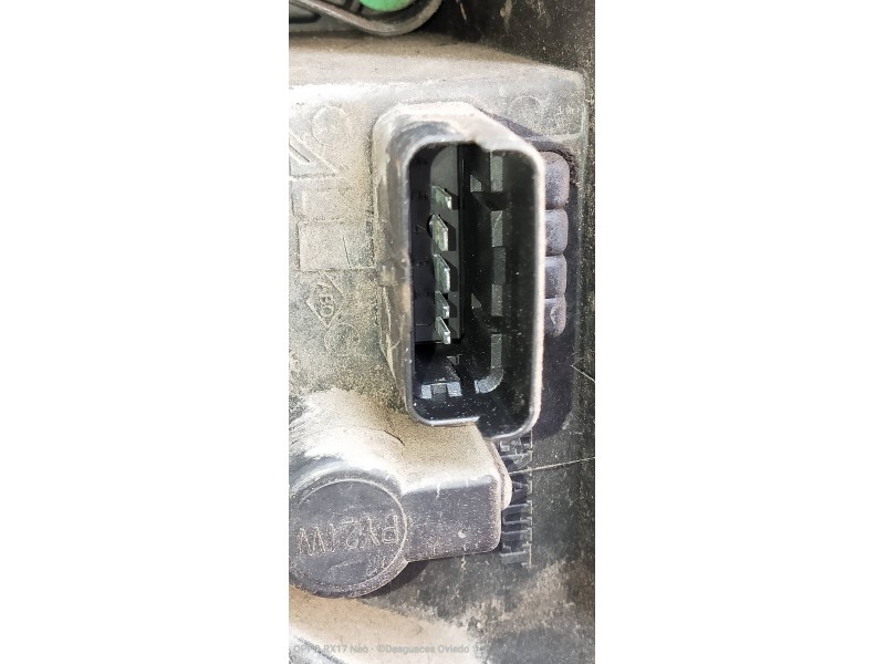 Recambio de piloto trasero izquierdo para renault clio grandtour authentique referencia OEM IAM 8200586843  