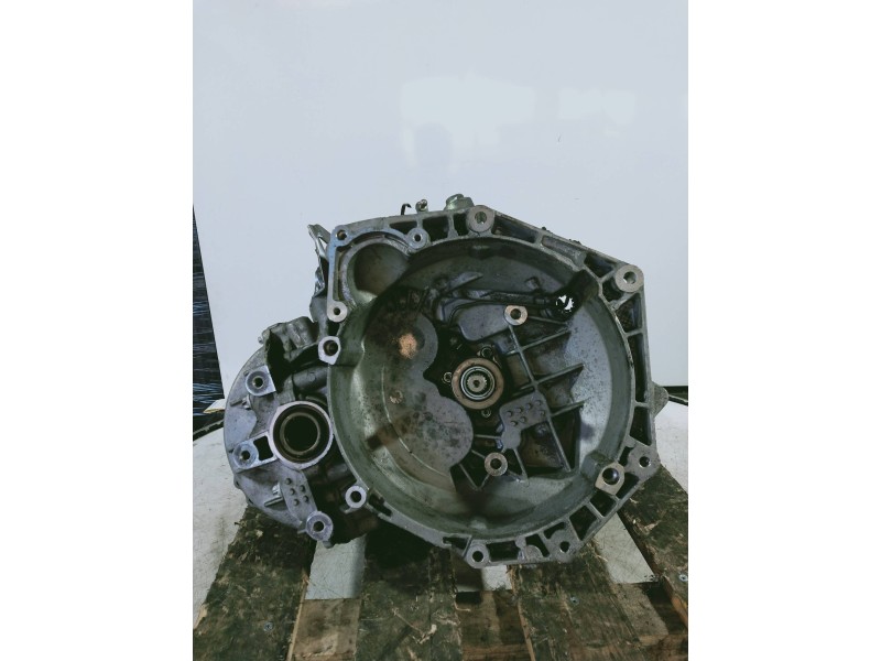 Recambio de caja cambios para opel astra gtc 1.9 cdti referencia OEM IAM M32 50260297H4 6V