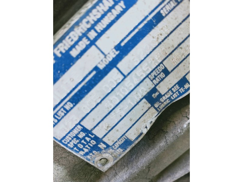 Recambio de caja cambios para renault mascott fg 160. 35/55/65 cabina individual referencia OEM IAM 1323055005 322055 50105455 2