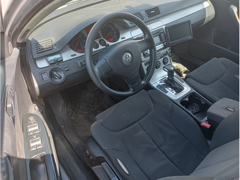 volkswagen passat variant (3c5) del año 2007