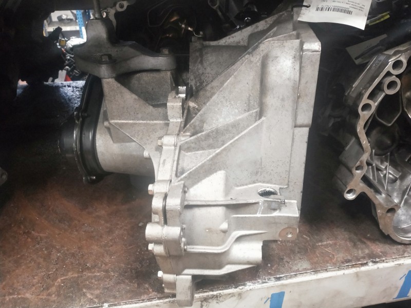 Recambio de caja cambios para ford fusion (cbk) 1.4 tdci cat referencia OEM IAM 2N1R7002PA TFL02 51102 215956 