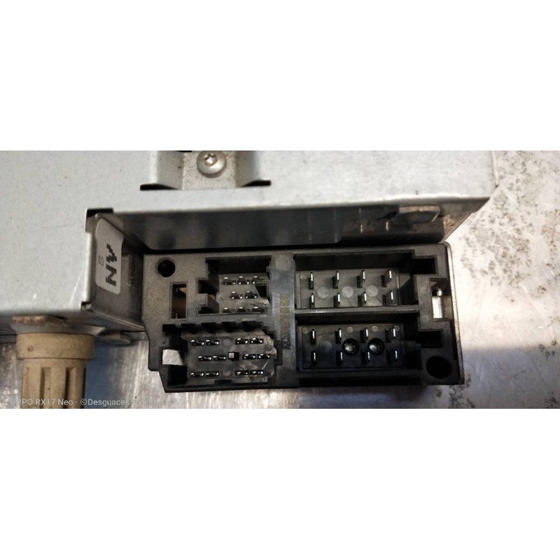 Recambio de sistema audio / radio cd para renault mascott fg 160. 35/55/65 cabina individual referencia OEM IAM 8200354522  