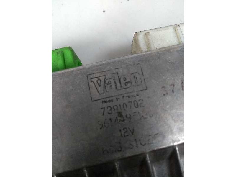 Recambio de centralita suspension para citroen xantia berlina referencia OEM IAM 73810702   Recambio de centralita suspension para citroen xantia berlina referencia OEM IAM 73810702