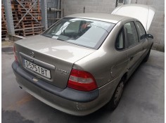 opel vectra b berlina del año 1996 2
