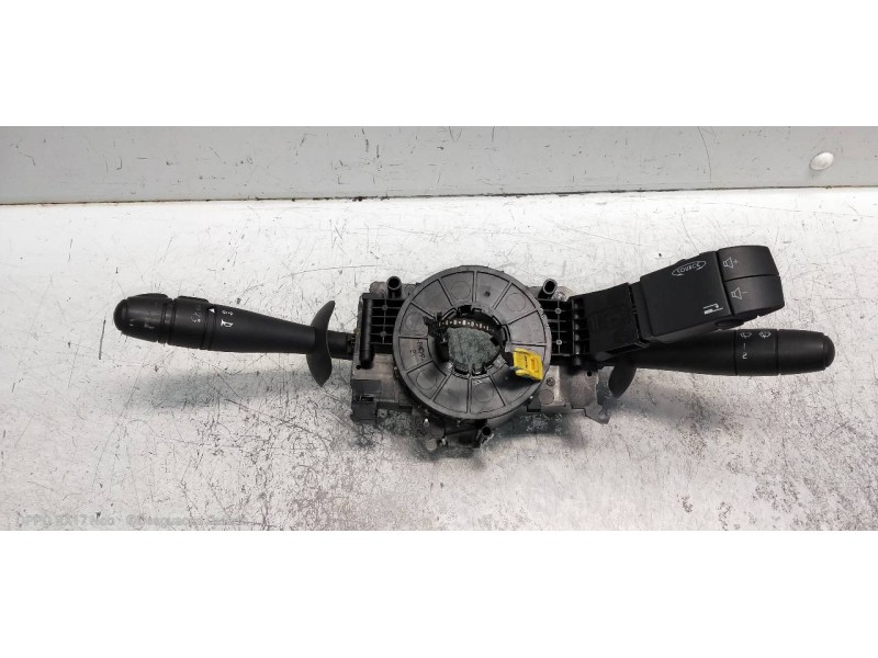 Recambio de mando luces para renault mascott fg 160. 35/55/65 cabina individual referencia OEM IAM 8200251704  