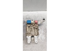 Recambio de caja reles / fusibles para toyota auris active referencia OEM IAM 8273002J70A 279411F14 