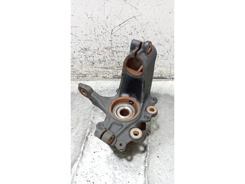 Recambio de mangueta delantera izquierda para ford focus lim. (cb8) sport referencia OEM IAM AV613K171C1  