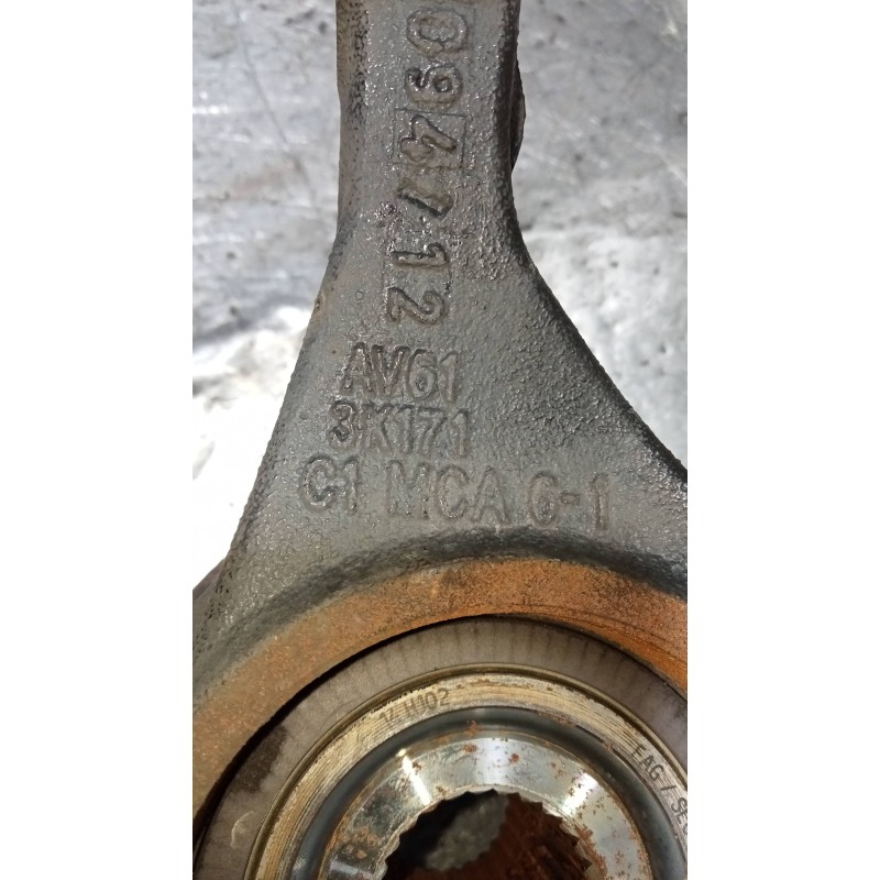 Recambio de mangueta delantera izquierda para ford focus lim. (cb8) sport referencia OEM IAM AV613K171C1  