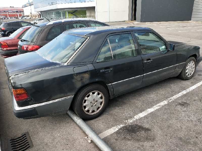 mercedes clase e (w124) berlina del año 1995