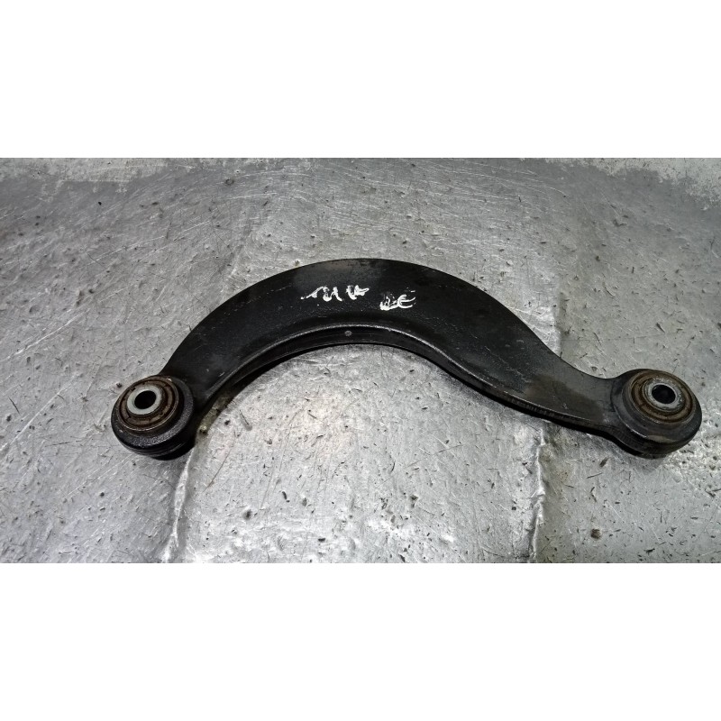 Recambio de brazo suspension superior trasero derecho para ford focus lim. (cb8) sport referencia OEM IAM AV615500AB  