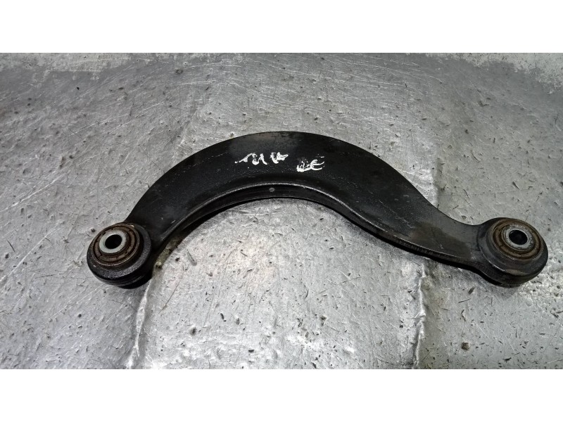 Recambio de brazo suspension superior trasero derecho para ford focus lim. (cb8) sport referencia OEM IAM AV615500AB  
