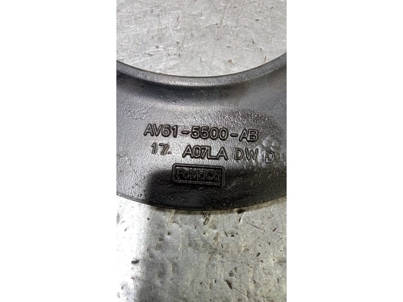 Recambio de brazo suspension superior trasero derecho para ford focus lim. (cb8) sport referencia OEM IAM AV615500AB  